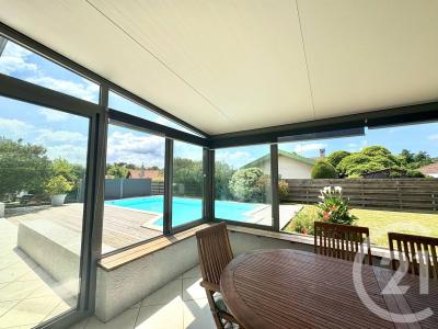 Heugas, Aquitaine 40180, France