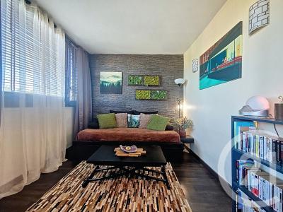Fresnes, Île-de-France 94260, Francia