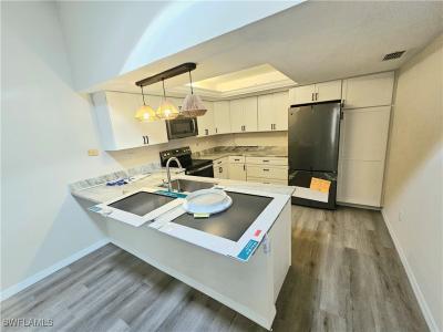 5811 Crystal Lake Lane , 102, North Fort Myers, Florida 33917, Estados Unidos