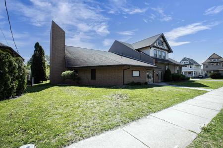 634 Wisconsin Street, Oshkosh, Висконсин 54901, Соединенные Штаты