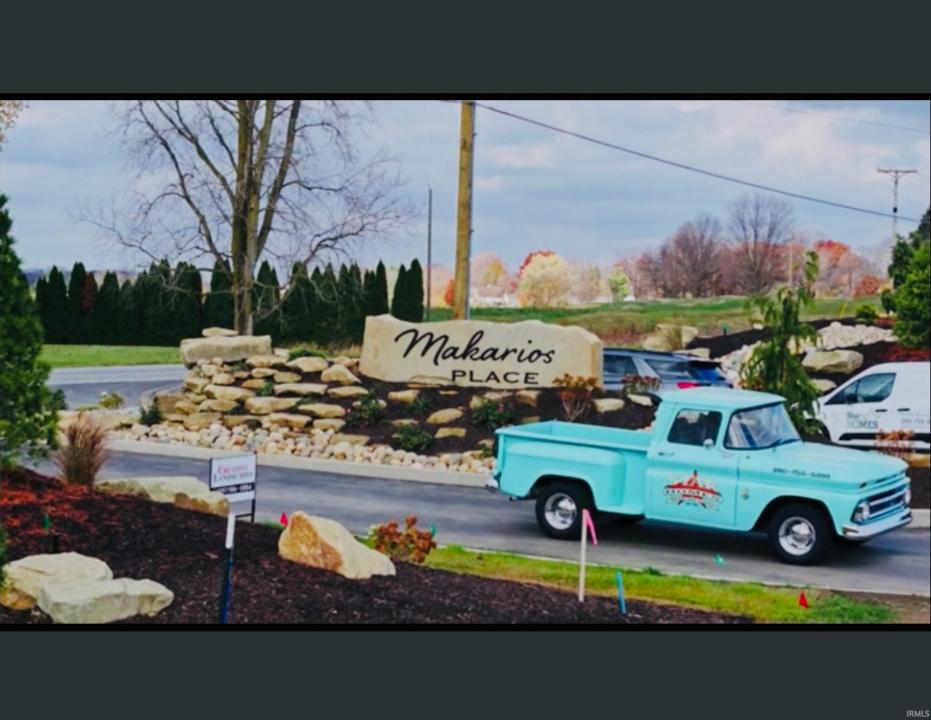 15373 Makarios Pass, Leo, Indiana 46765