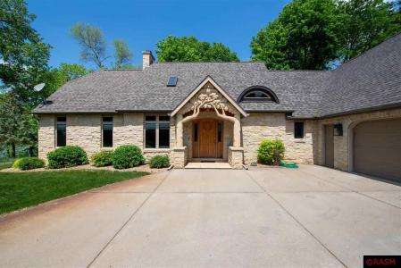 4214 Fairview Lane, Madison Lake, Minnesota 56063, USA