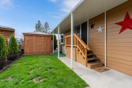 69 N Tall Pine Loop, Usk, Washington 99180, USA