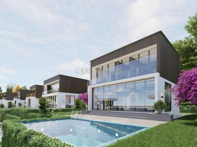 Farkë e Madhe, Tirana, Albania