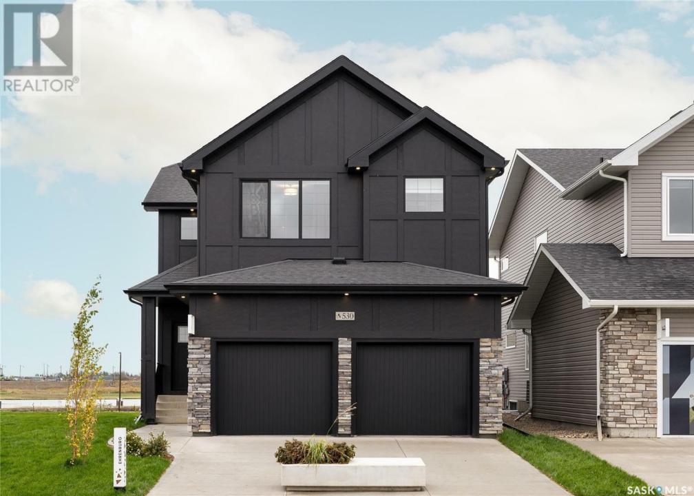 955 TRAEGER MANOR, Saskatoon, Saskatchewan S7V 1V8, Canada