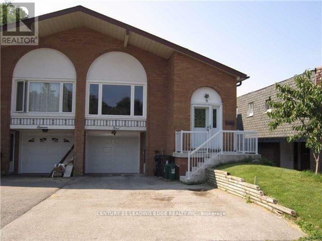 9 CLANCY DRIVE, Toronto (don Valley Village), Ontario M2J 2V7, Canadá