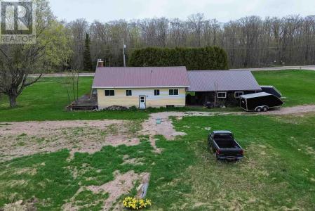 2277 D LINE RD, Richards Landing, Ontario P0R 1J0, Canada