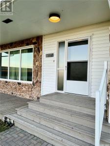 507 1ST STREET E, Kelvington, Saskatchewan S0A 1W0, Canadá