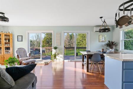 38062 WESTERN ROAD, Bloomfield, Prince Edward Island C0B 1E0, Canada