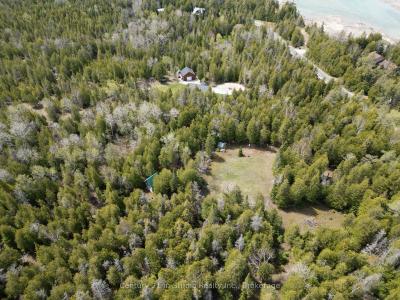284 WHISKEY HARBOUR ROAD, Northern Bruce Peninsula, Ontario N0H 2T0, Canadá