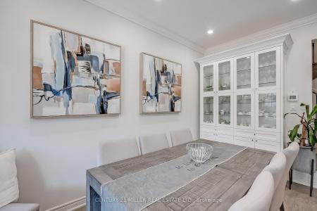 315 HUMPHREY STREET, Hamilton, Ontario L8B 1X4, Kanada