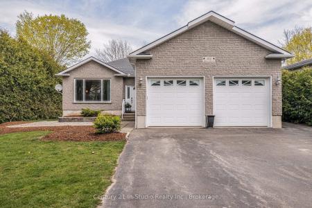406 ALICE STREET, Saugeen Shores, Ontario N0H 2L0, Canada