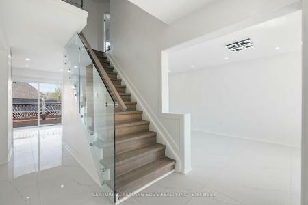 88 BONNY MEADOWS DRIVE, Aurora, Ontario L4G 6M9, Canada