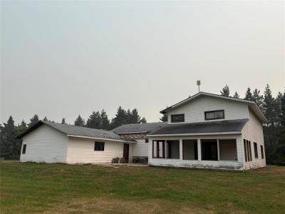 108075 #5 HIGHWAY, Dauphin, Manitoba R7N 2V2, Canada