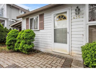 435 WILLOW STREET, Cultus Lake, British Columbia V2R 4Z4, Canada