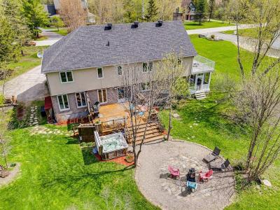 67 Ch. Loretta Loop, Chelsea, Québec J9B 1L8, Canada