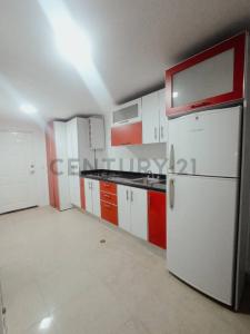 Avenida Americo Vespucio Conjunto Residencial Doral Beach, Lechería, Anzoategui 6001, Venezuela