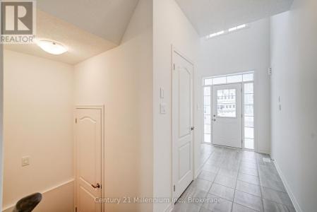 13 ABBY DRIVE, Wasaga Beach, Ontario L9Z 0K1, Kanada