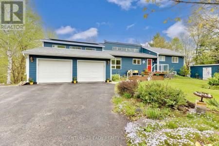 182 BLUFF POINT DRIVE, Greater Madawaska, Ontario K0J 1H0, Canada