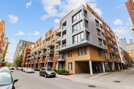 1248  Av. de l'Hôtel-de-Ville, Montréal (Ville-Marie), Quebec H2X 0B2, Canada