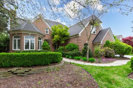 685 Dornoch  DR , AnnArbor, Michigan 48103, USA