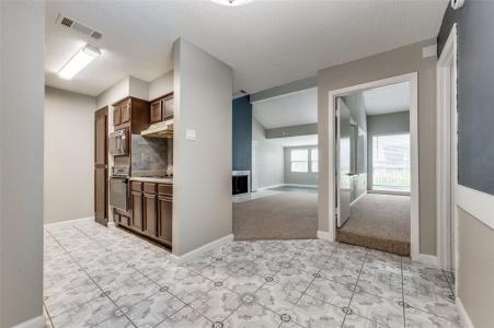 9696 Walnut Street , 2102, Dallas, Texas 75243, HOA KỲ