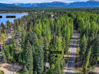 329 Forest St., McCall, Idaho 83638, USA