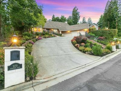 1170 Ridgemont Place, Concord, Californie 94521, États-Unis