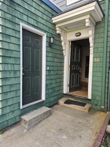 46 Hunting Street, Somerville, Massachusetts 02143-4209, HOA KỲ