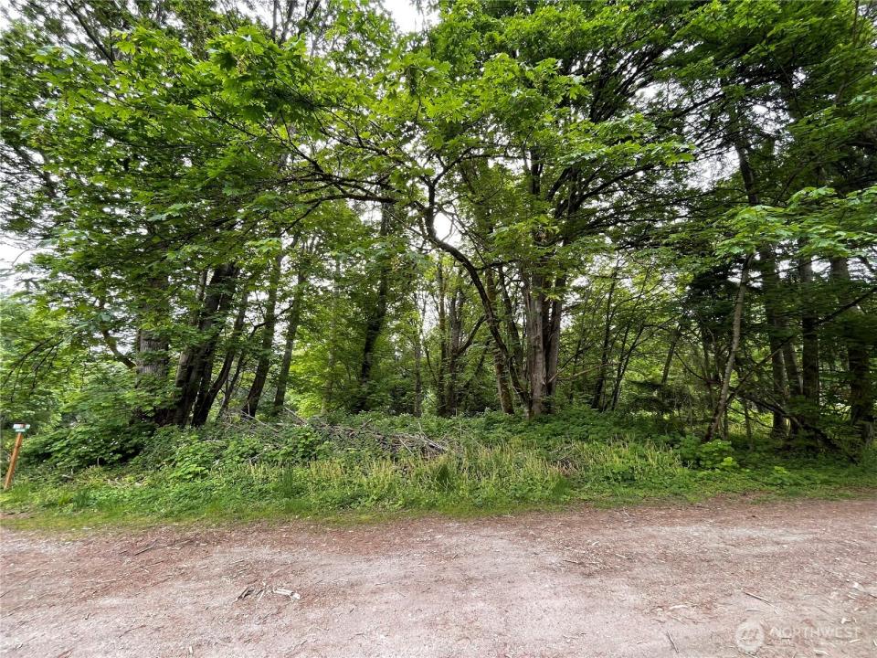 29 J View Place, Hat Island, Washington 98206, USA