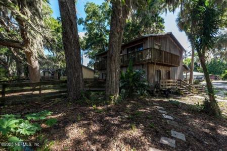 122 RIO VISTA Avenue, East Palatka, Florida 32131