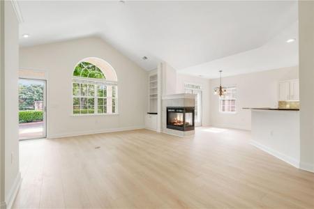 2561 Grapevine Circle , 104, Cumming, Georgia 30041, Estados Unidos