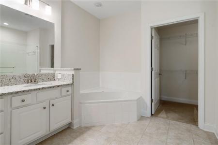 2561 Grapevine Circle , 104, Cumming, Georgia 30041, Estados Unidos
