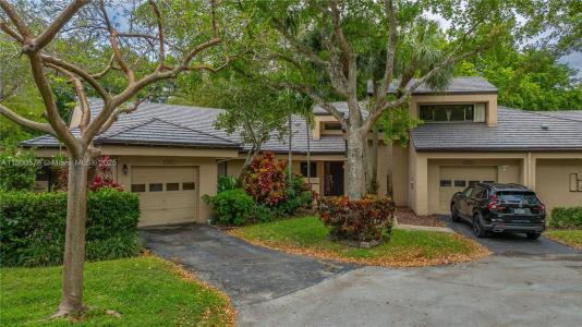 9360 S Chelsea Dr S, Plantation, Florida 33324