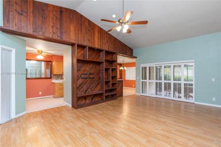 9360 S Chelsea Dr S, Plantation, Florida 33324