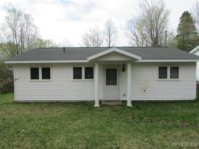 19531 Aldrich, Chassell, Michigan 49931