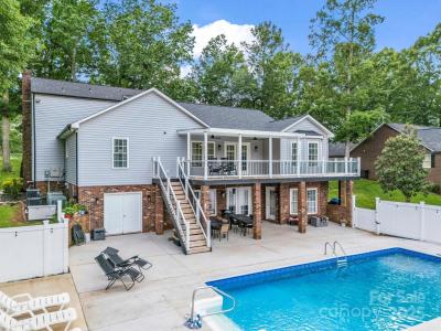 208 Wellington Drive, Lincolnton, NC 28092, USA