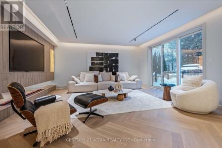 72 LORD SEATON ROAD, Toronto (st. Andrew-windfields), Ontario M2P 1K5, Canada