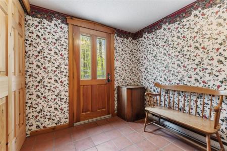 25 Rue du Mont-Tremblant, Cantley, Québec J8V 3B2, Canada