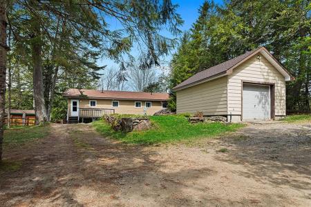 114 Ch. du Lac-Bois-Franc, Val-des-Monts, Québec J8N 1C7, Canada