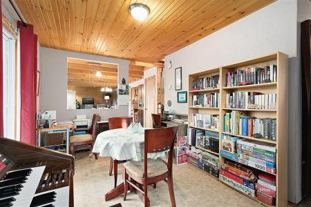 114 Ch. du Lac-Bois-Franc, Val-des-Monts, Québec J8N 1C7, Canada