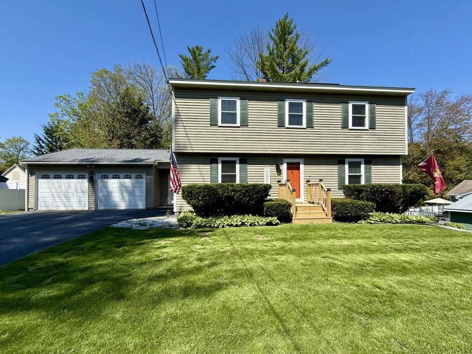 3 Cindy Avenue, Claremont, New Hampshire 03743