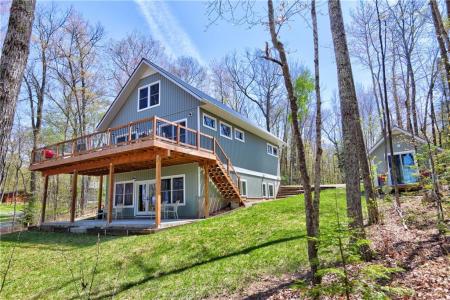 15186W Maple Street, Stone Lake, Wisconsin 54876, USA