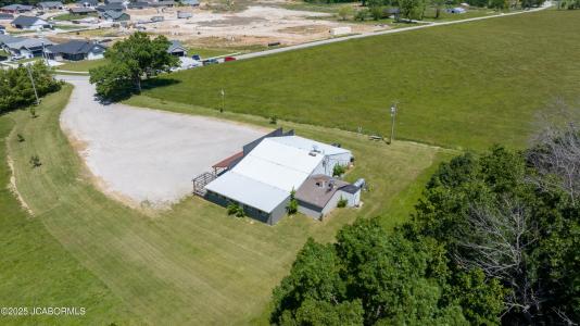 221 CO RD 371, Holts Summit, Missouri 65043, États-Unis