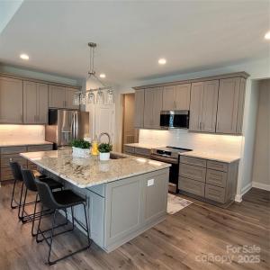 5118 Regents Park Drive, Hickory, 北卡羅來納州 28602, 美國