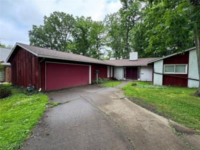 724 Wyleswood Drive, Berea, Ohio 44017, USA