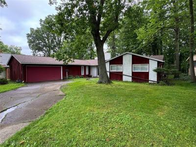 724 Wyleswood Drive, Berea, Ohio 44017, USA