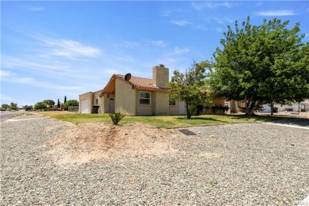 14889 Hartford Ln, Helendale, كاليفورنيا 92342, الولايات المتحدة