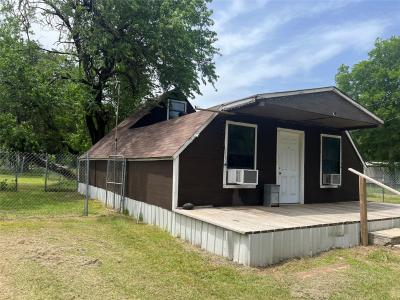 3052 VZCR 3810, Wills Point, Texas 75169