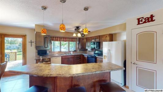 1265 Division St, Garner, Iowa 50438